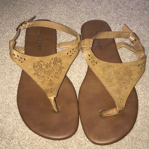 Maurice’s tan sandals - excellent condition!